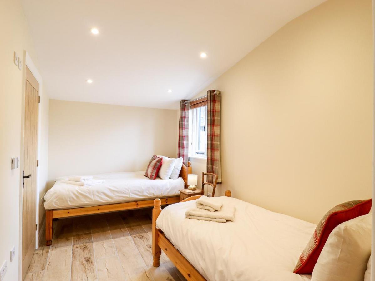 The Cart Lodge Halstead  Bagian luar foto