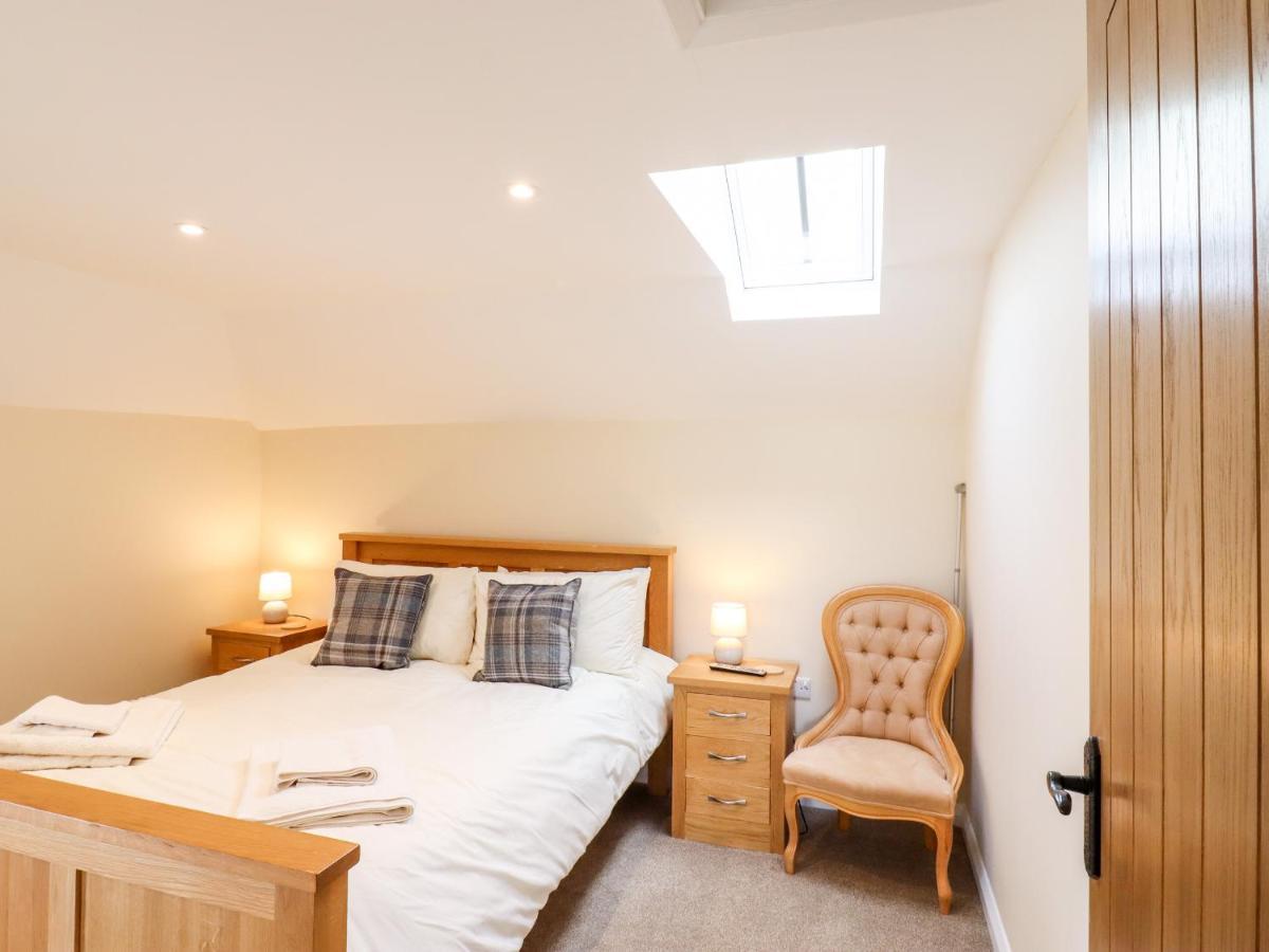 The Cart Lodge Halstead  Bagian luar foto
